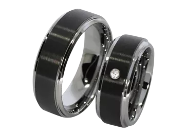 Model Johanna - pair of wedding rings tungsten