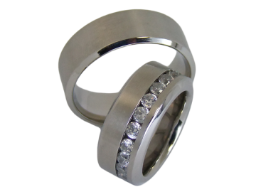 Model Pauletta - 2 rings made of stainless steel